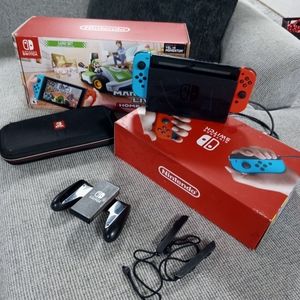 Nintendo Switch and Mario Kart Home Circuit